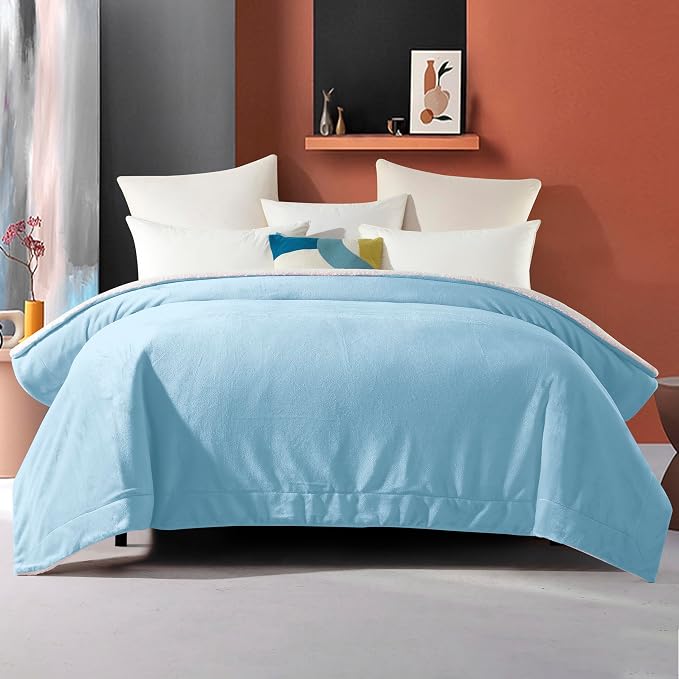 Elegant Comfort Ultra Soft Reversible Flannel Sherpa Blanket - Cozy Silky Fleece Throw for Couch, Bed - Plush Fuzzy Warm Winter Blanket for Gift, Full, Aqua