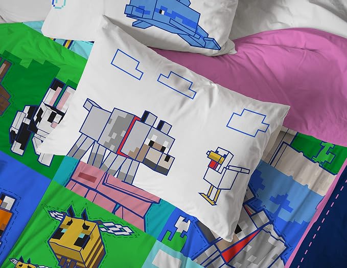 Minecraft Full Size Comforter Set 7 Piece Kids Bedding for Girls, Multi | Bed in a Bag, Comforter Sheets Shams Pillowcases, Official Brand, Soft Microfiber, Machine Washable, Girls Gift