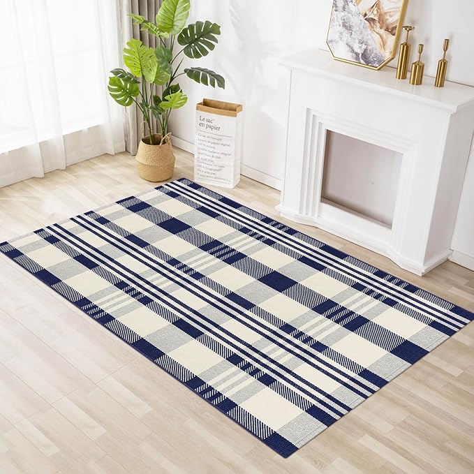 Buffalo Plaid Rug 3x5 Cotton Woven Buffalo Check Rug Navy and Off White Front Porch Doormat Checkered Outdoor Washable Indoor Outdoor Area Rug Layered Door Mats Carpet for Entryway Kitchen Farmhouse