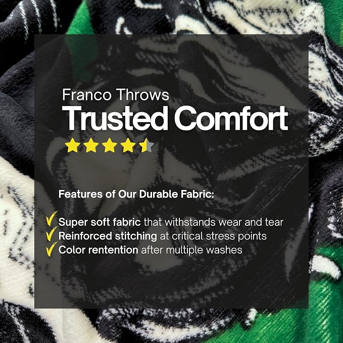Legend of Zelda Hero Link Throw Blanket Video Game – Green Hyrule, Soft Cozy Decorative Blanket for Couch, Bed, or Gaming Room (100% Officially Licensed Product) by Franco Collectibles