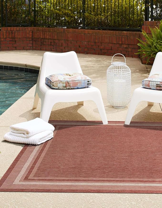 Unique Loom Outdoor Border Collection Area Rug - Soft Border (5' 3" Square Rust Red/Ivory)