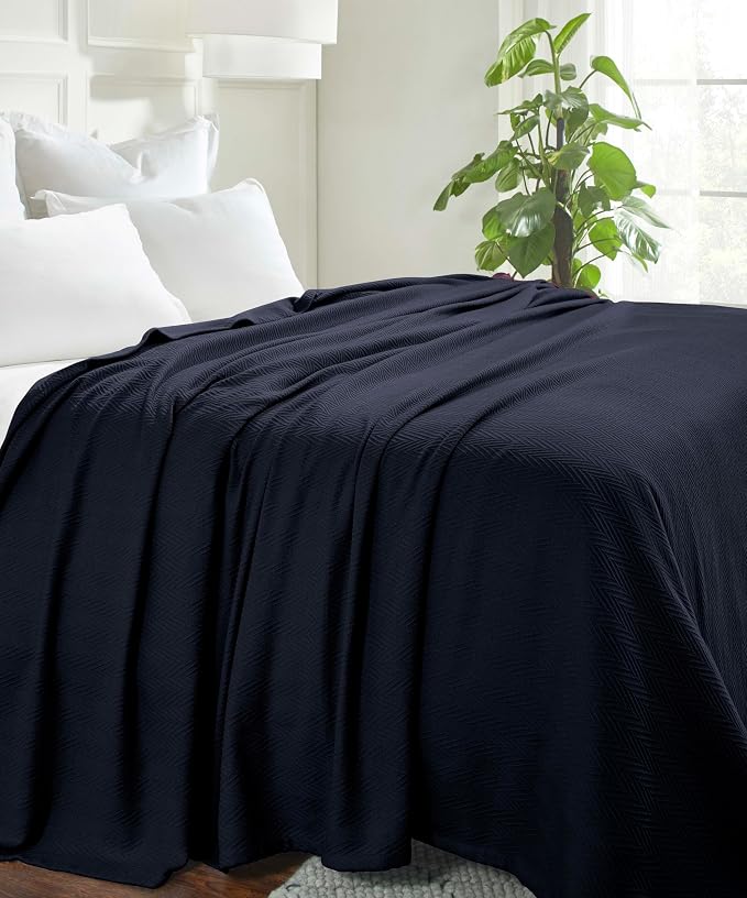 Superior Metro All-Season Cotton Blanket, Woven Blanket for Couch, Bed, Bedding, Farmhouse, Home Essentials, Cute and Cozy Bohemian Blankets, Herringbone Weave, King, Navy Blue
