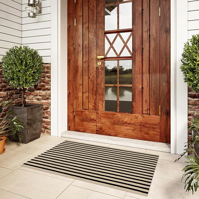 LEEVAN Black and White Front Door Rug 2.3x3.6, Striped Outdoor Rug Washable Welcome Layered Door Mats, Woven Front Porch Decor Indoor Entrancet Dooramts