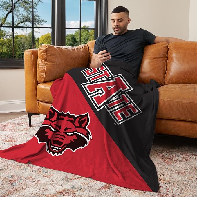 Northwest NCAA Silk Touch Throw Blanket, Ultra Soft Plush Polyester, Lightweight Warm Decorative Fan Gift, 46 x 60 in