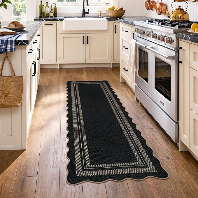 LIVEBOX Scalloped 2x6 Kitchen Runner Rug, Easy Jute Black Rugs for Entryway Hallway, Indoor Outdoor Washable Non Slip Rug Farmhouse Modern Carpet Door Mat for Porch Bedroom Laundry Room 6ft Entry