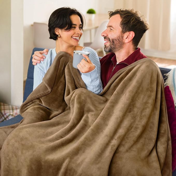 Americanflat 90x90 Fleece Throw Blanket - Soft and Breathable Throw Blanket for Couch, Bed, Chair - Oversized Fleece Blankets Perfect for Home, Bedroom, or Outdoor Use - Brown