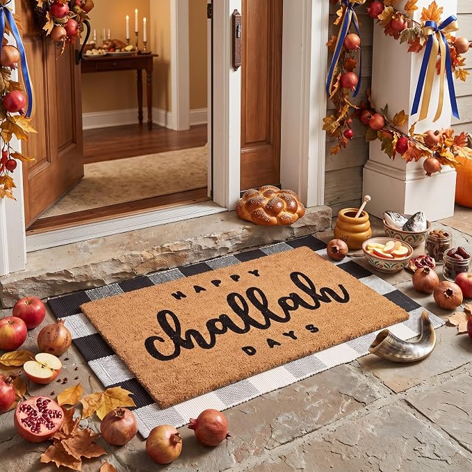 Moucuny 2 Pcs Hanukkah Doormat Set, Happy Challah Days Coir Welcome Mat with Plaid Rug, Outdoor Entryway Rug for Housewarming and Hanukkah Gift Decor, 16x28 & 24x35 Inches
