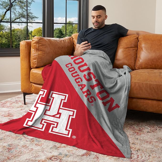 Northwest NCAA Silk Touch Throw Blanket, Ultra Soft Plush Polyester, Lightweight Warm Decorative Fan Gift, 46 x 60 in