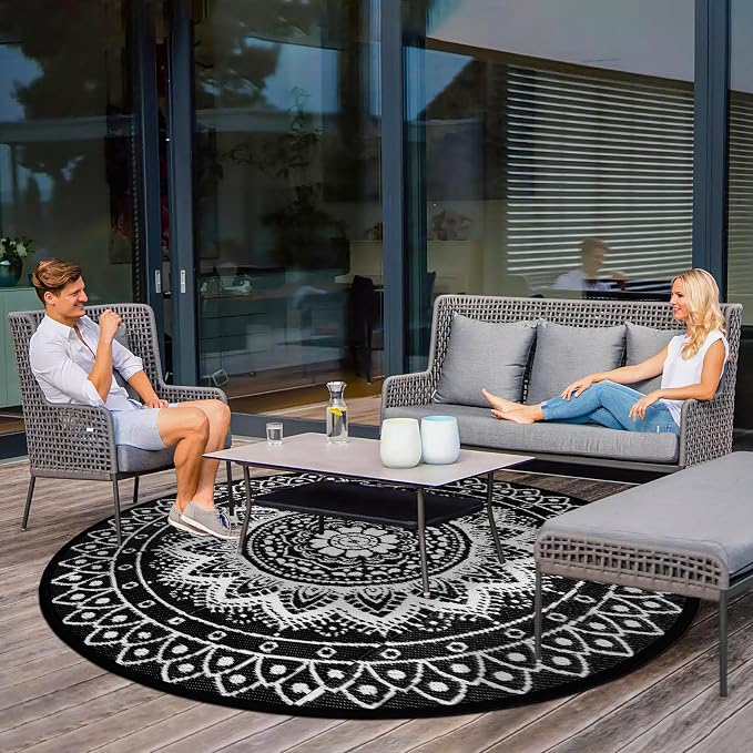 Round Outdoor Rugs for Patios, 8Ft Waterproof Reversible Plastic Straw Mat with Carry Bags, Boho Lightweight Outdoor Carpet Portable Round Floor Mat for Patio Camping Picnic Backyard RV,Black & White
