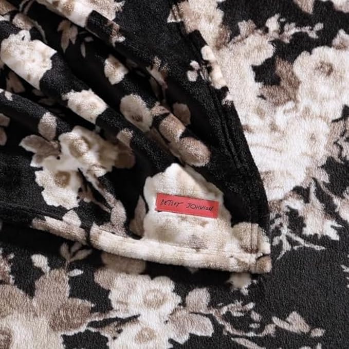 Betsey Johnson - Blanket, Buttery-Soft Throw Blanket for Couch or Bed, Boldly Plush & Oversized Bedding (Vintage Floral Black, 50" x 70")