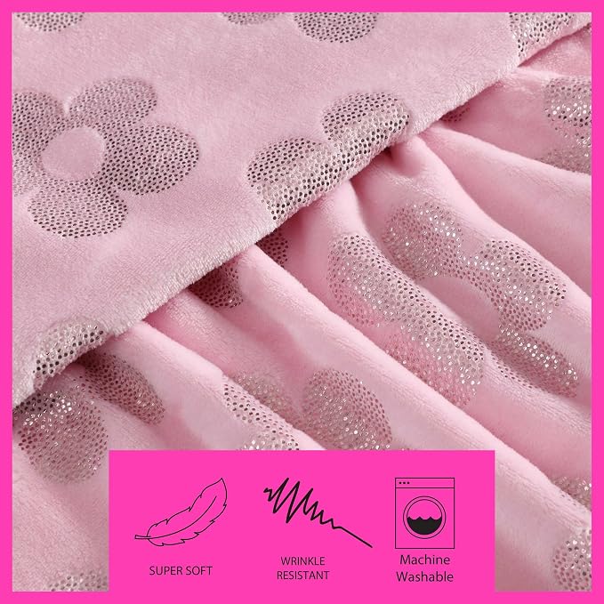 Betsey Johnson - Blanket, Buttery-Soft Throw Blanket for Couch or Bed, Boldly Plush & Oversized Bedding (Retro Daisy Pink, 50" x 70")