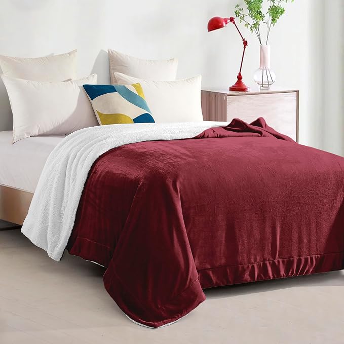Elegant Comfort Ultra Soft Reversible Flannel Sherpa Blanket - Cozy Silky Fleece Throw for Couch, Bed - Plush Fuzzy Warm Winter Blanket for Gift, Queen, Burgundy