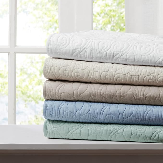 Madison Park Damask Quilting Design Throw Blanket, 60"x70" | Summer, Reversible, Oversized Throw for Living Room Couch, Sofa, Bed, Soft Pre-washed Microfiber, Cotton Filled Spread, White