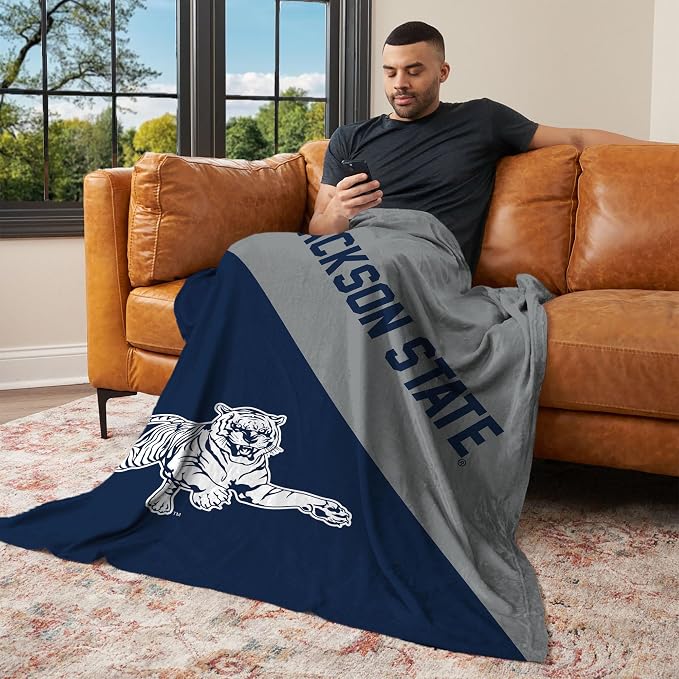 Northwest NCAA Silk Touch Throw Blanket, Ultra Soft Plush Polyester, Lightweight Warm Decorative Fan Gift, 46 x 60 in