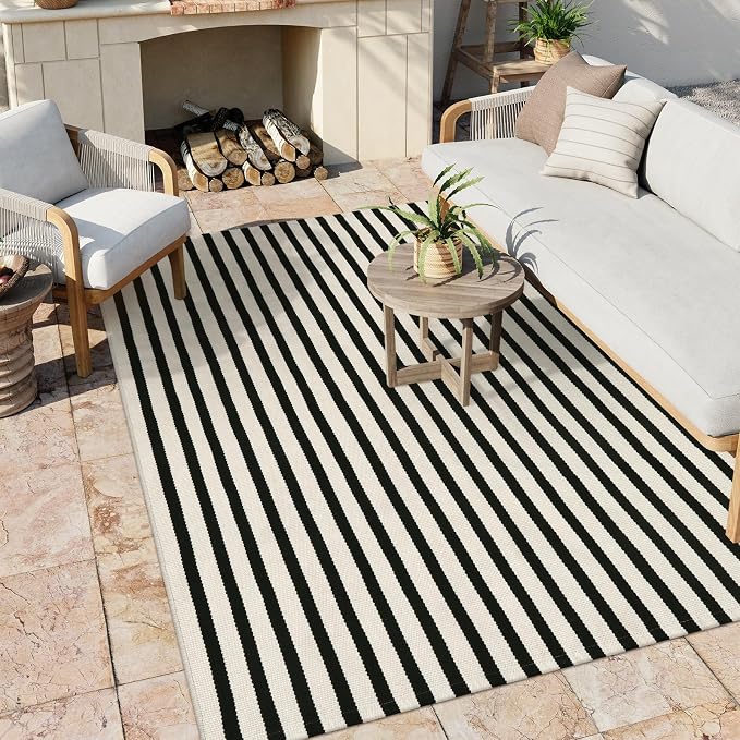 LEEVAN 4'X6' Black and White Striped Woven Cotton Reversible Outdoor Rug | Machine Washable Front Porch Rug, Entryway Door Mat, Indoor Layering Carpet for Balcony Farmhouse Laundry Patio