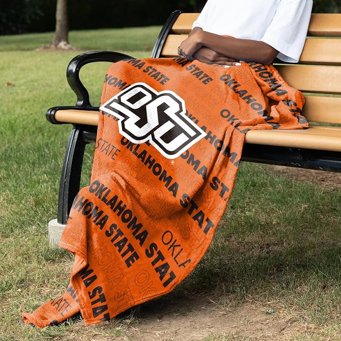 Logo Brands NCAA Classic Fleece Throw Blanket -50” x 60” Ultra-Soft Game Day Blanket with Bold Team Colors & Logo – Cozy College Team Bedding for Fans & Alumni
