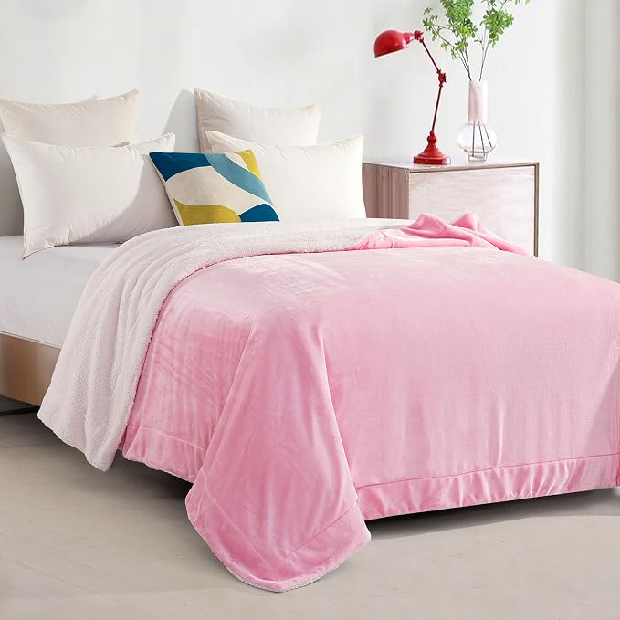 Elegant Comfort Ultra Soft Reversible Flannel Sherpa Blanket - Cozy Silky Fleece Throw for Couch, Bed - Plush Fuzzy Warm Winter Blanket for Gift, Twin XL, Light Pink