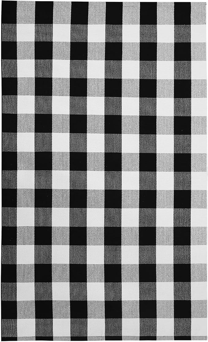 IOHOUZE Buffalo Plaid Checkered Rug 4x6 Ft Front Door Mats, Washable Area Rugs for Front Porch Decor, Spring Summer Welcome Mats Outdoor, Black White Rug for Farmhouse/Entryway/Home Entrance