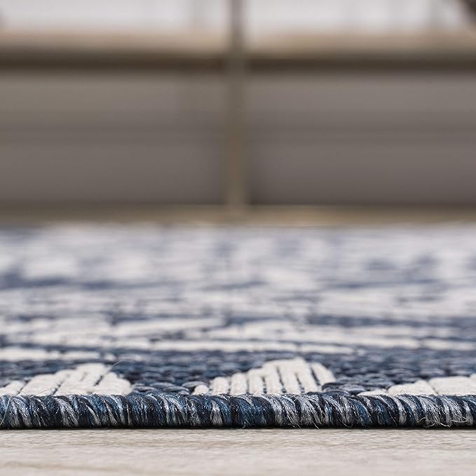 JONATHAN Y Palm Frond Indoor Outdoor Octagon Area Rug 5 Ft Navy/Ivory, Nevis for Backyard, Patio, Porch, Easy-Cleaning, High Traffic, Pet-Friendly, Non-Shedding (SMB119B-5TGN)