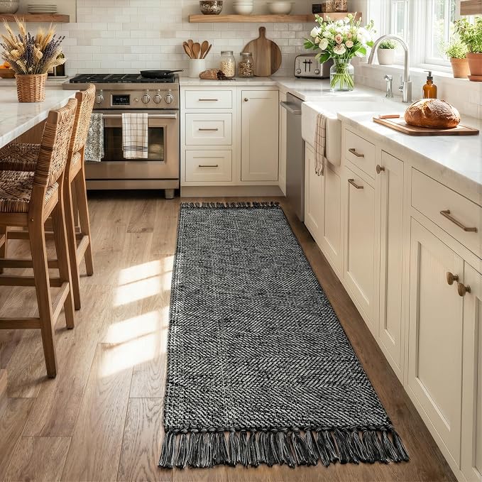 Collive 2' x 6' Kitchen Runner Rug, Modern Farmhouse Washable Bathroom Mat, Boho Hand-Woven Hallway Runner Rugs Black Reversible Bedroom Carpet for Laundry Entryway Home Decor