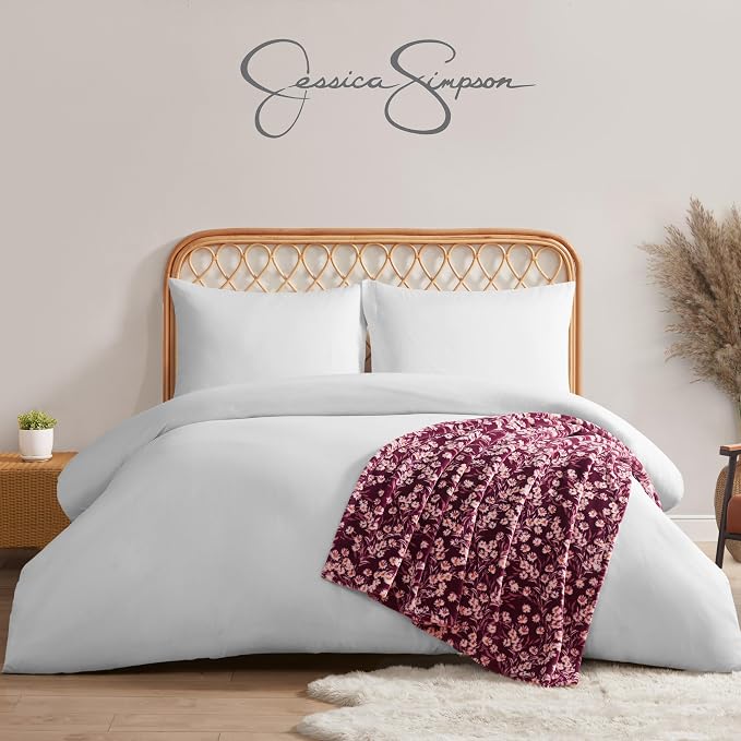 Jessica Simpson Plush 50"X70" Throw Blanket - Wildflower Park Red - Luxurious Plush Blanket for Ultimate Comfort and Cozy Warmth