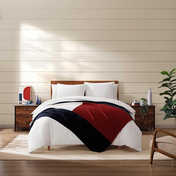 Tommy Hilfiger - Oversized Knit Throw Blanket, 50" x 70", Soft Throw Blanket for Couch or Bed, Cozy Bedding for Year Round (Mixed Knit Flag Blue)