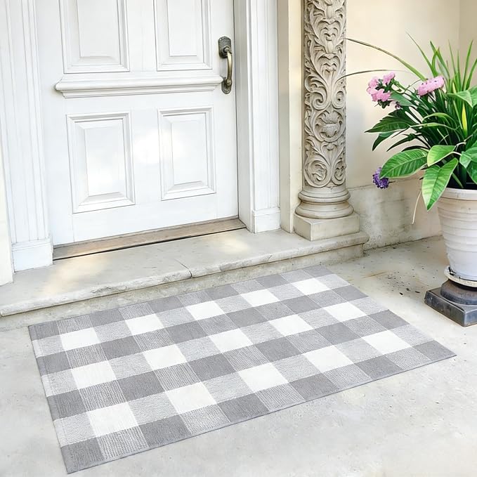 Gray and White Buffalo Plaid Rug 2'4'' x 3'7'', Washable Farmhouse Non-Slip Checkered Doormat, Indoor Outdoor Floor Mat for Living Room, Bedroom, Entryway, Kitchen, Laundry Room, Patio, Porch