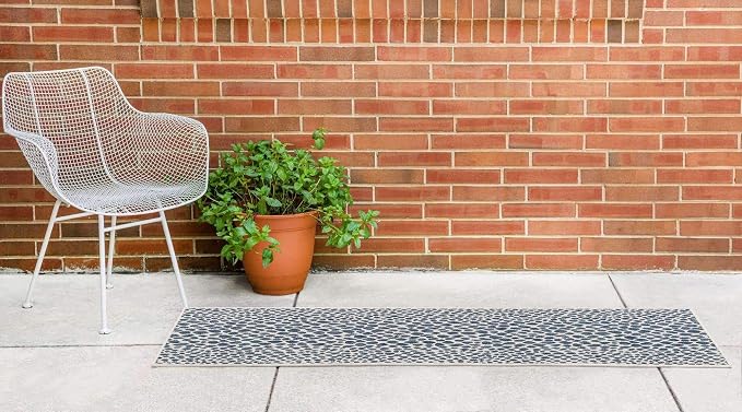 Unique Loom Outdoor Collection Area Rug - Cape Town (2' x 6' 1" Runner, Blue/ Olive)