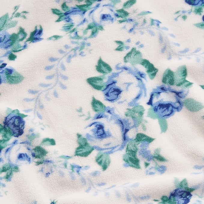 Jessica Simpson Oversized 60"X70" Plush Throw Blanket, Braelyn Blue Roses