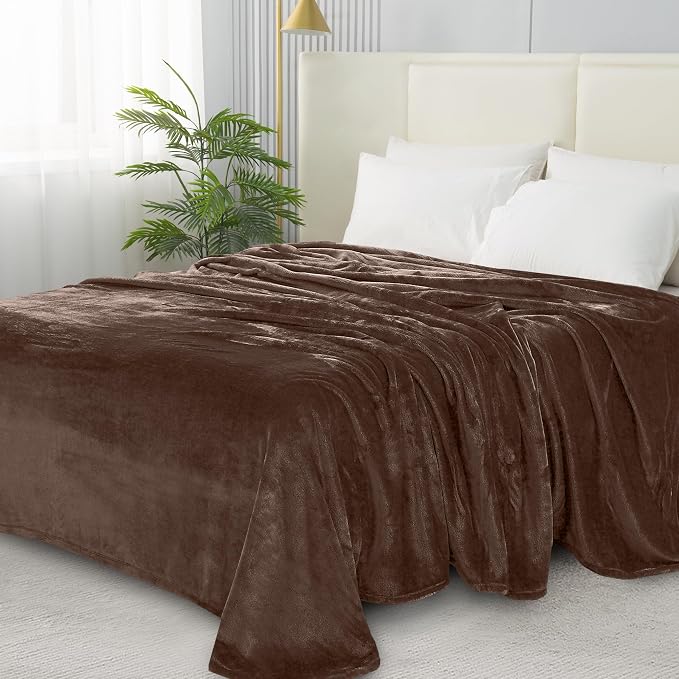 Elegant Comfort ™ Luxury Velvety Softness Fuzzy Plush Micro-Velour Ultra-Soft Blanket, California King, Chocolate Brown