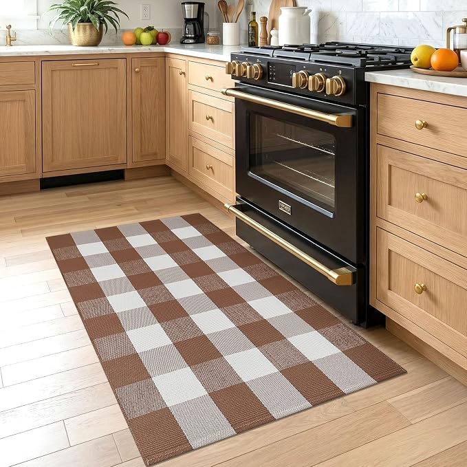 KOZYFLY Buffalo Plaid Area Rugs 2.3x3.6 Ft Brown and White Rug Washable Front Door Mat Woven Cotton Indoor Outdoor Rug for Front Porch Kitchen Entryway Patio Farmhouse Checkered Doormat