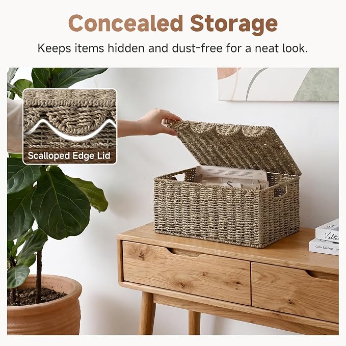 StorageWorks Scalloped Edge Wicker Basket, Seagrass Storage Baskets for Living Room, Bedroom, 15" L x 11 ¼" W x 7" H