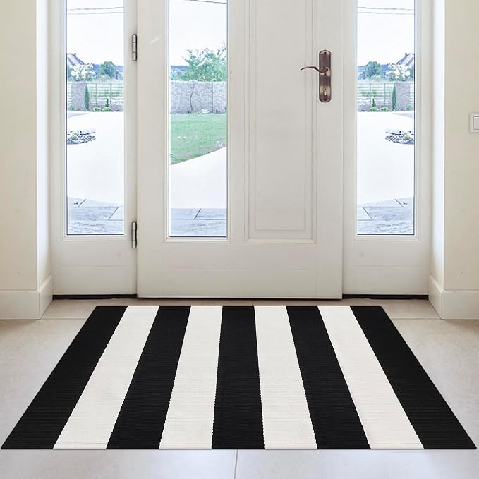 Black and White Striped Outdoor Rug 2x3 Cotton Woven Rug Small Front Porch Rug Door Mats Reversible Foldable Washable Indoor Outdoor Carpet Area Rugs for Entryway Farmhouse Decor Doormats