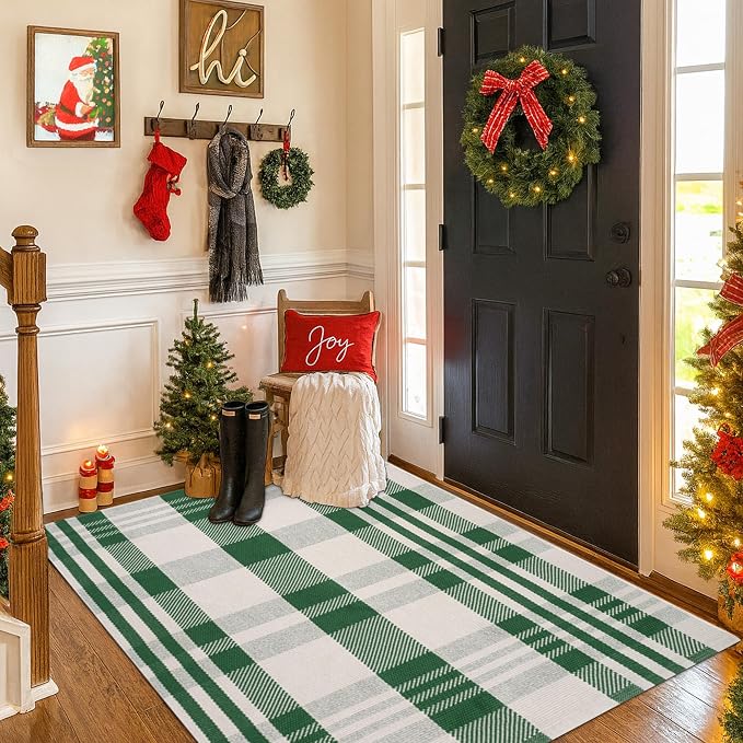 Christmas Green & White Check Rug - 28 x 43 Inches Outdoor Front Door Decor Mat Cotton Washable Hand-Woven Rug Christmas New Year Holiday Porch Entryway Layered Doormat