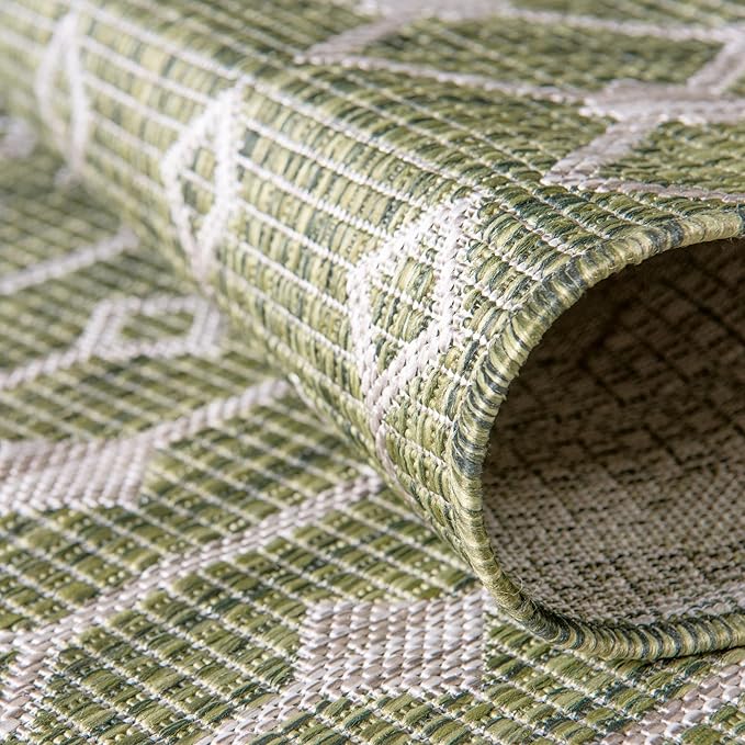 Unique Loom Outdoor Trellis Collection Area Rug - Tribal Trellis (7' 10" Square, Green/ Natural)
