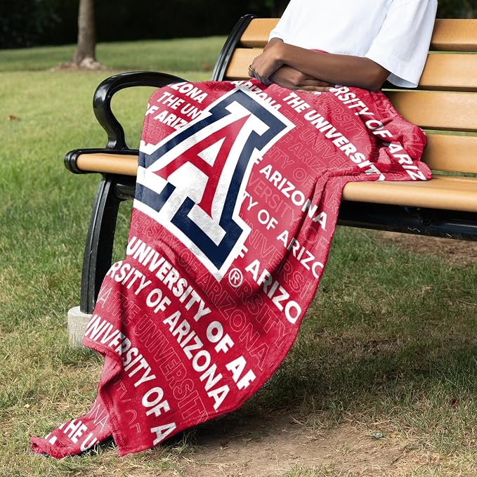 Logo Brands NCAA Classic Fleece Throw Blanket -50” x 60” Ultra-Soft Game Day Blanket with Bold Team Colors & Logo – Cozy College Team Bedding for Fans & Alumni