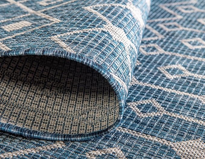 Unique Loom Outdoor Trellis Collection Area Rug - Tribal Trellis (3' 1" Round, Blue/ Ivory)
