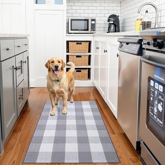 OLANLY Buffalo Plaid Rug 2' x 3' (24" x 36") – Grey and White Cotton Checkered Doormat, Washable Indoor Outdoor Rug for Layered Front Porch, Kitchen, Entryway Decor