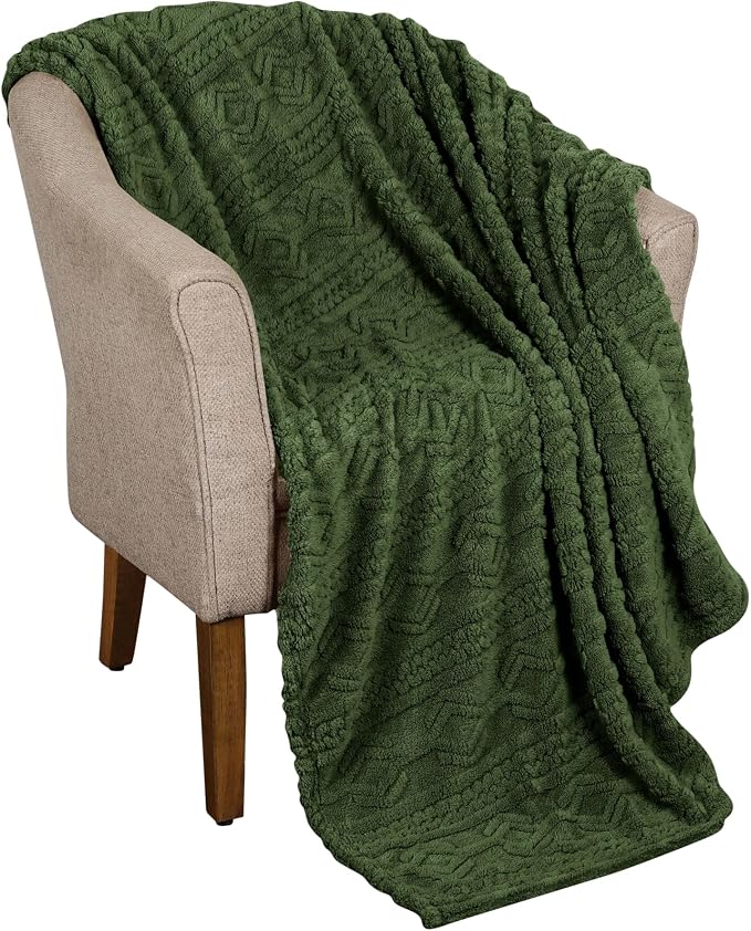 SUPERIOR Fleece Boho Jacquard Blanket, Decorative Blankets for Bedroom, Sofa, Fuzzy, Plush, Fluffy, Soft, Cute Room Decor, Beautiful Cover, Comfort Essentials, Arctic Collection, Full/Queen, Green