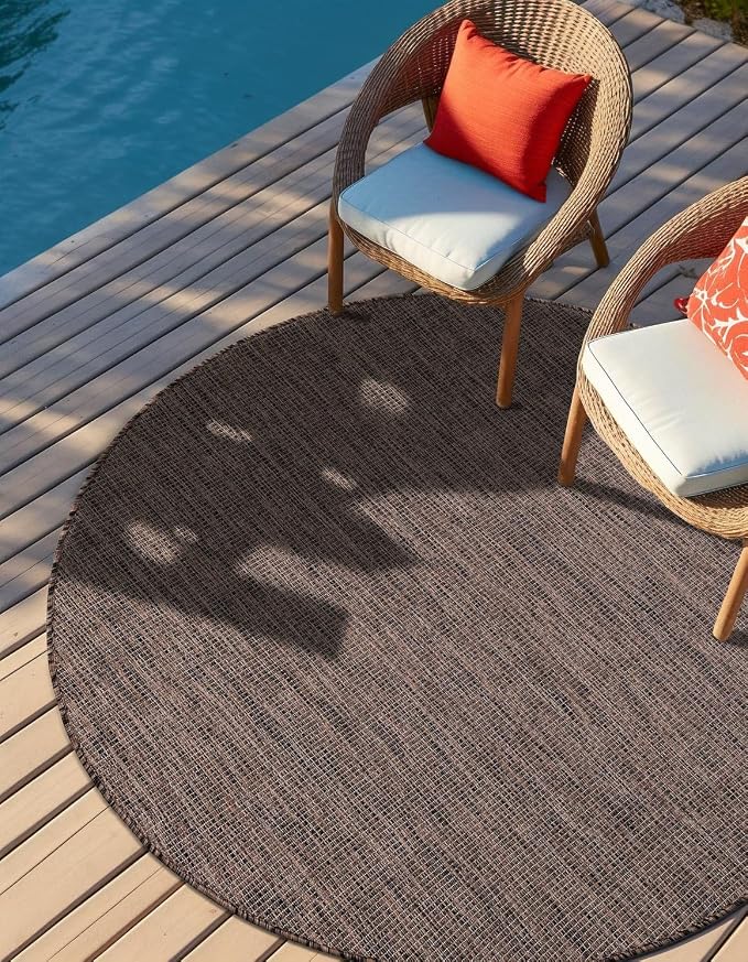 Unique Loom Outdoor Solid Collection Area Rug (3' 3" Round Light Brown/Ivory)