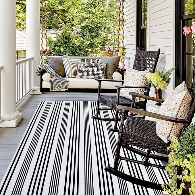 Black and White Striped Outdoor Rug 4' X 6' Front Porch Rug Cotton Hand-Woven Welcome Mats Layered Door Mats for Front Porch/Entryway/Laundry Room/Bedroom/Outdoor