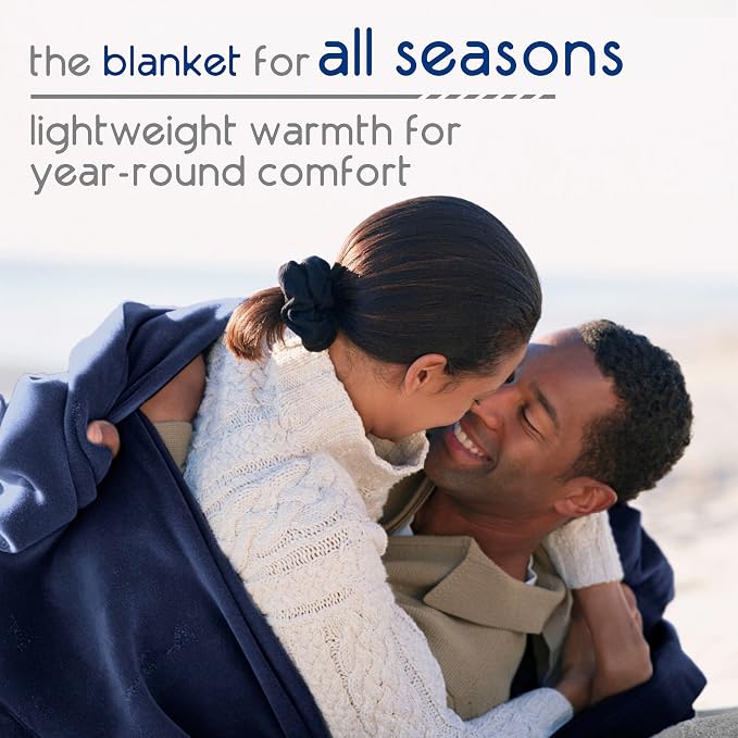 Vellux 1B07054 Original Insulating Core Hotel Style Solid blanket Machine Washable Soft Cozy Warm Thermal Durable Pet Friendly All Seasons Layering Bed Sofa Blankets Navy Blue, Twin, Blue