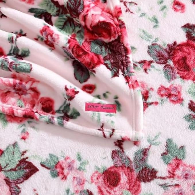 Betsey Johnson - Blanket, Buttery-Soft Throw Blanket for Couch or Bed, Boldly Plush & Oversized Bedding (Vintage Floral Pink, 50" x 70")