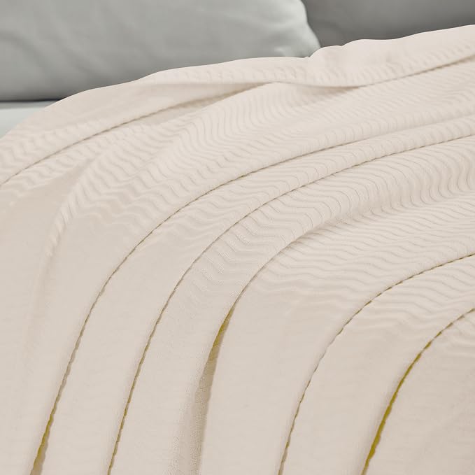 Superior JENA Cotton Blanket, for Picnic, Beach, Traveling or Camping, Bedroom Decor, Essentials, Cover for Bed, Couch, Lounging, Textured Jacquard, Modern Chevron Woven Blanket, Twin, Ivory
