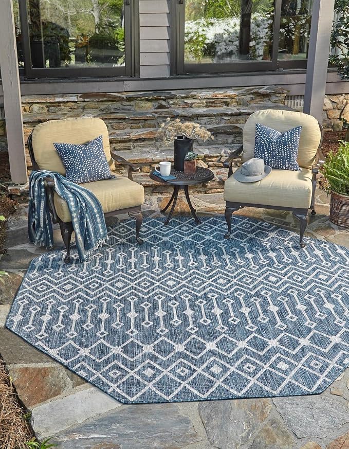 Unique Loom Outdoor Trellis Collection Area Rug - Tribal Trellis (7' 1" Octagon, Blue/ Ivory)