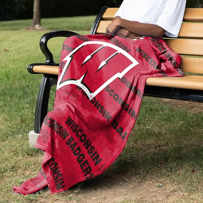 Logo Brands NCAA Classic Fleece Throw Blanket -50” x 60” Ultra-Soft Game Day Blanket with Bold Team Colors & Logo – Cozy College Team Bedding for Fans & Alumni