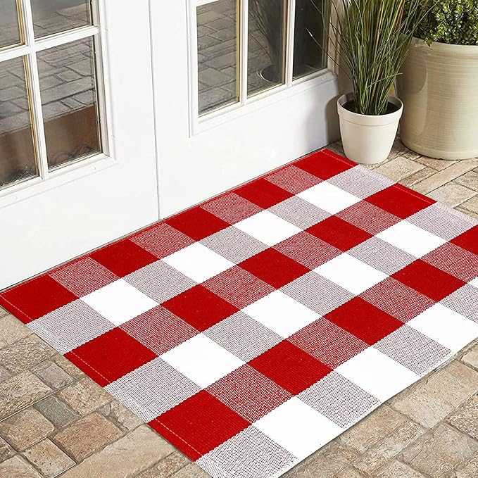 USTIDE Buffalo Check Plaid Doormat Red and White 2'x3'Hand Woven Cotton Plaid Rugs Farmhouse Layered Door Perfect for Front Door Porch Outdoor Rug