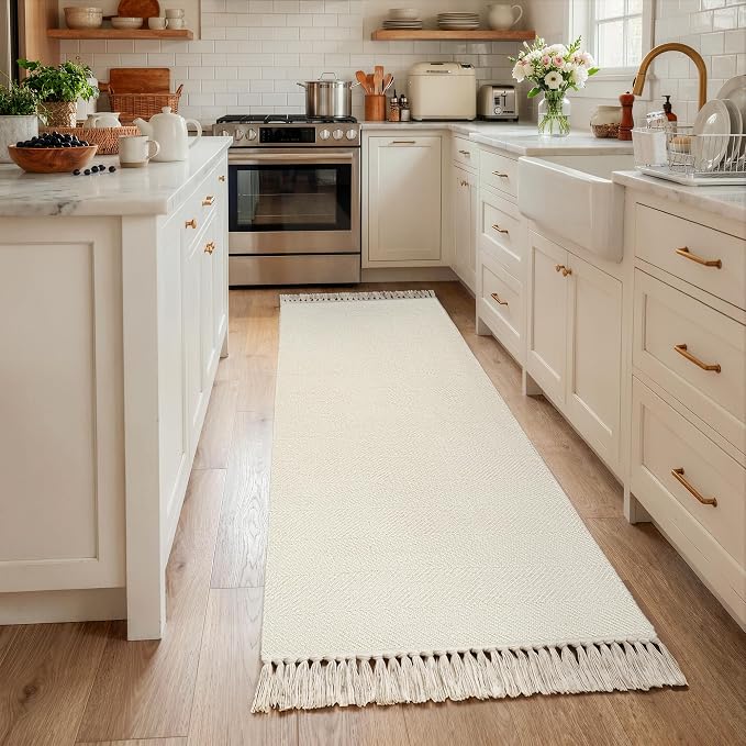 Collive Boho Washable Kitchen Runner Rug, 2.6' x 7' White Bathroom Rugs Modern Farmhouse Hallway Runner Rug, Hand Woven Entry Hall Carpet for Laundry Bedroom Decor