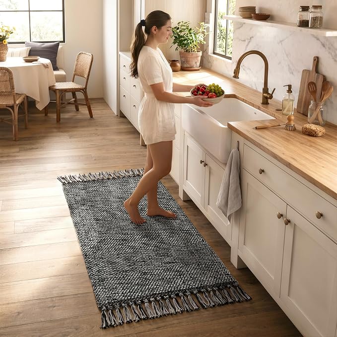Collive 2' x 4.3' Indoor Outdoor Rug, Modern Farmhouse Kitchen Runner Rugs Hand-Woven Bathroom Rugs, Boho Washable Entry Carpet Black Reversible Front Door Mats for Laundry Bedroom Porch Decor