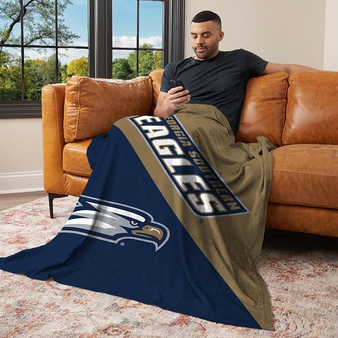 Northwest NCAA Silk Touch Throw Blanket, Ultra Soft Plush Polyester, Lightweight Warm Decorative Fan Gift, 46 x 60 in